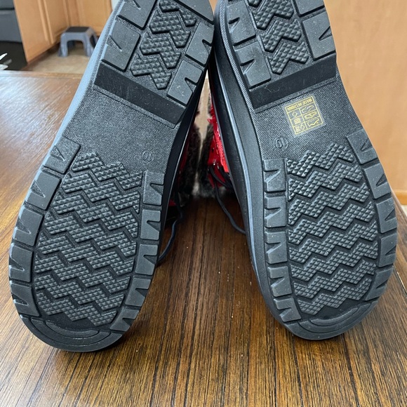 Dream Pairs Women's Red Winter Boots Size 10 Gorpcore Snow - Picture 4 of 6